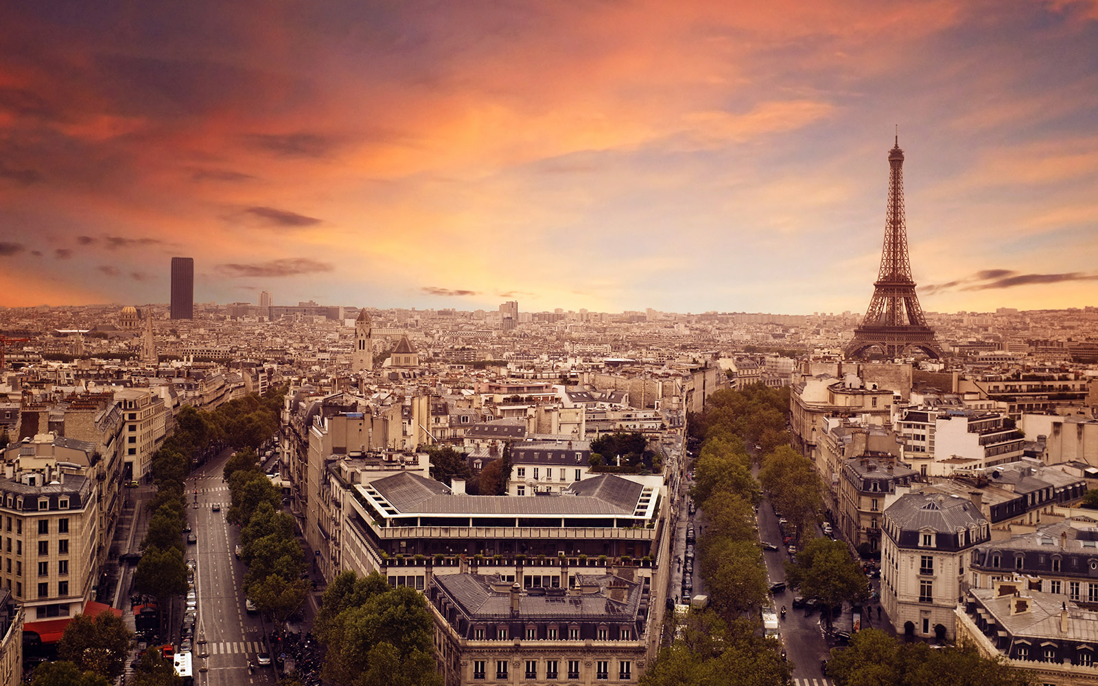 Paris-Hero